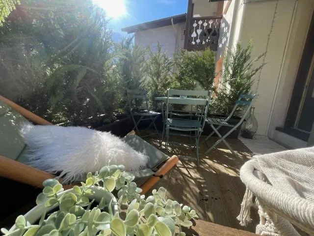 Terrasse Vue Mont Blanc, Centre